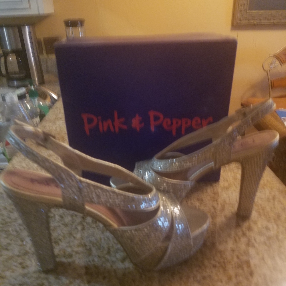 Stunning ladies dress shoes